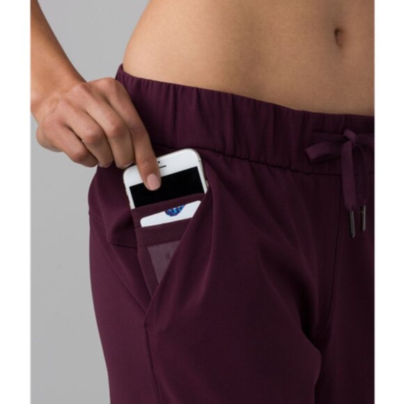 Lululemon On The Fly Pant - Picture 3 of 15